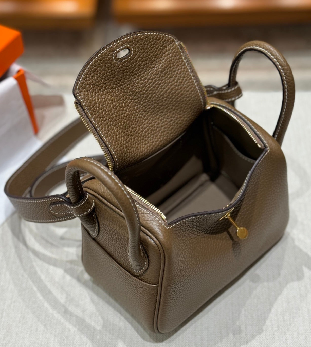 OLIVIA BAG 19 CM LONG STRAP - ETOUPE