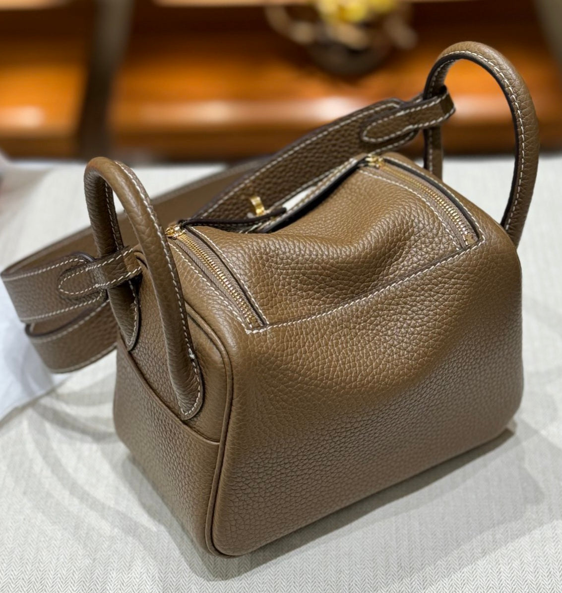 OLIVIA BAG 19 CM LONG STRAP - ETOUPE