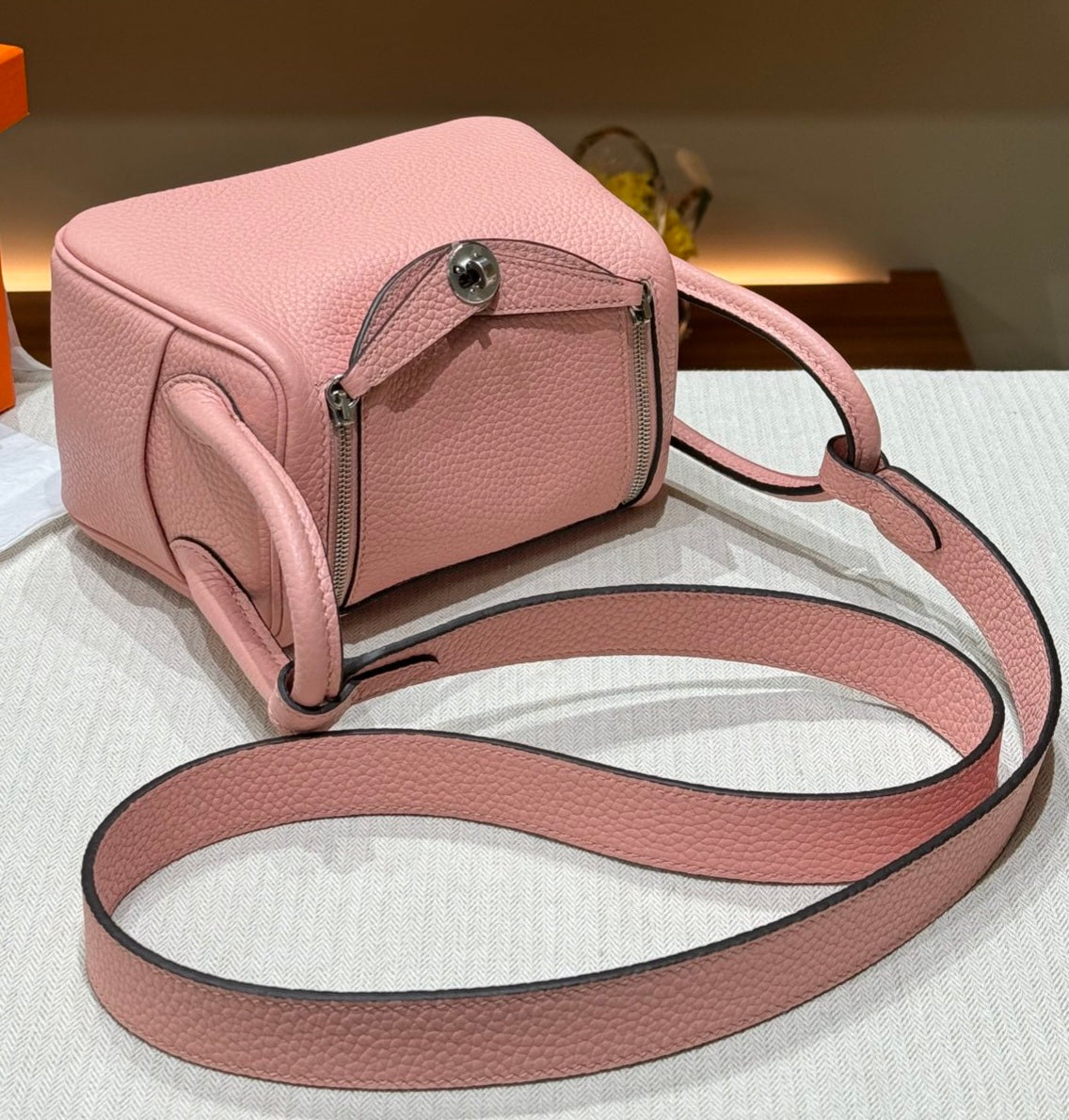 OLIVIA BAG 19 CM LONG STRAP - SAKURA PINK