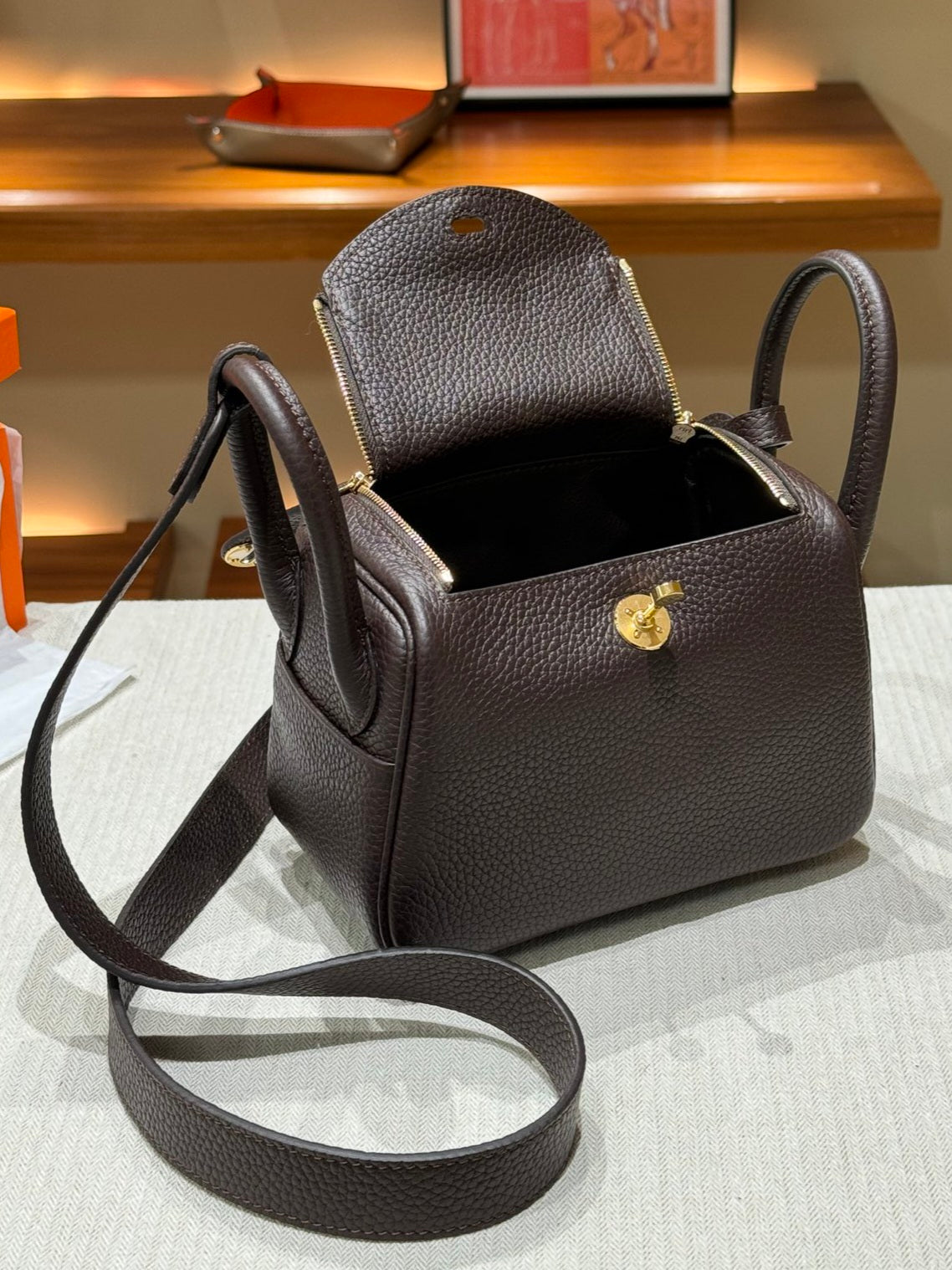 OLIVIA BAG 19 CM LONG STRAP - RAISIN