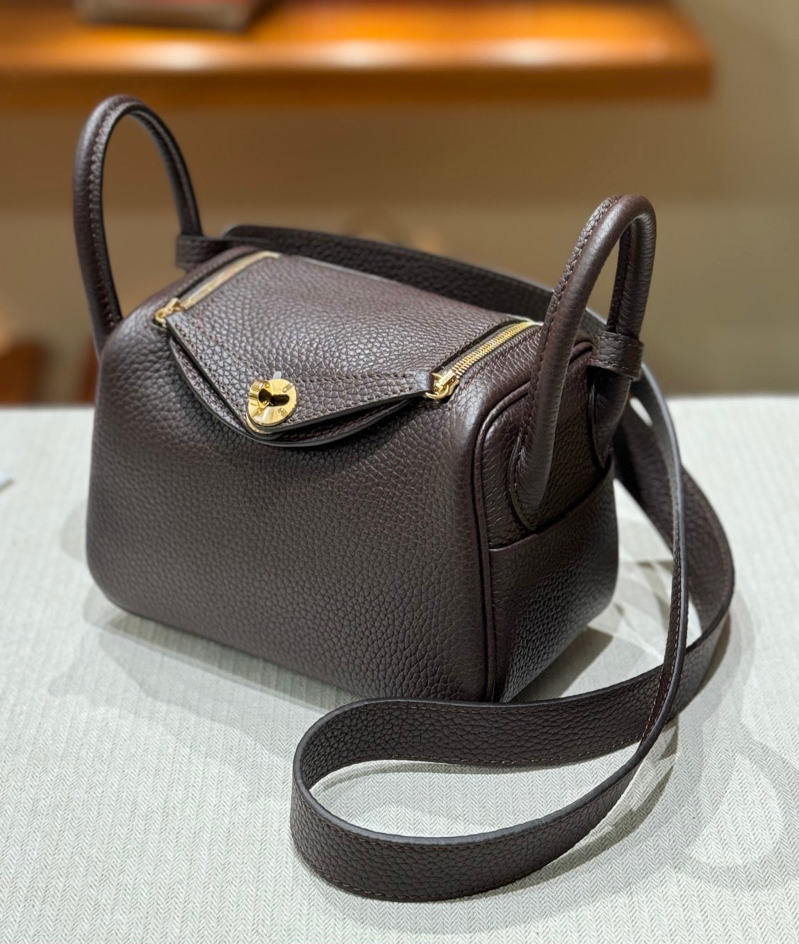 OLIVIA BAG 19 CM LONG STRAP - RAISIN