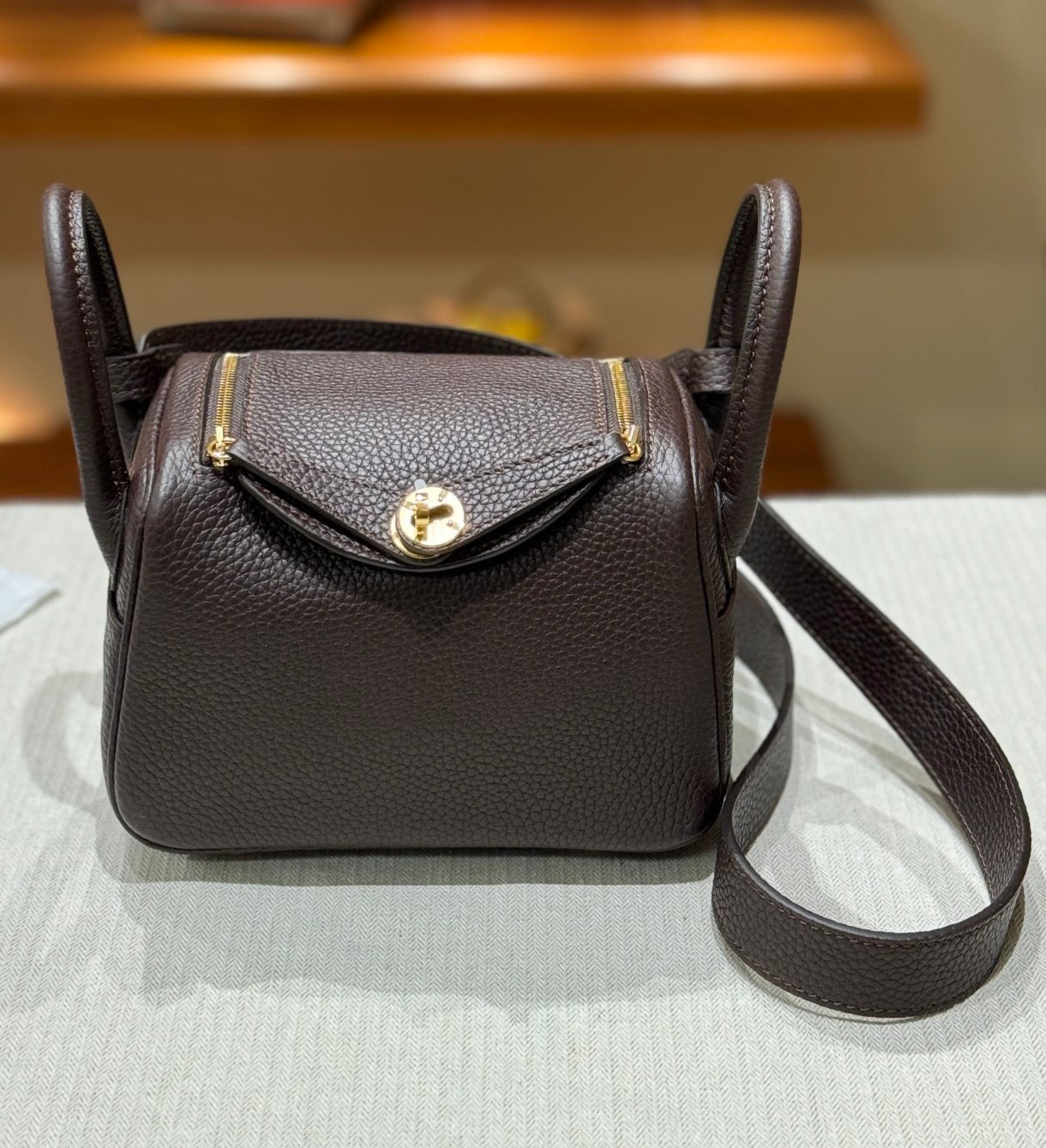 OLIVIA BAG 19 CM LONG STRAP - RAISIN