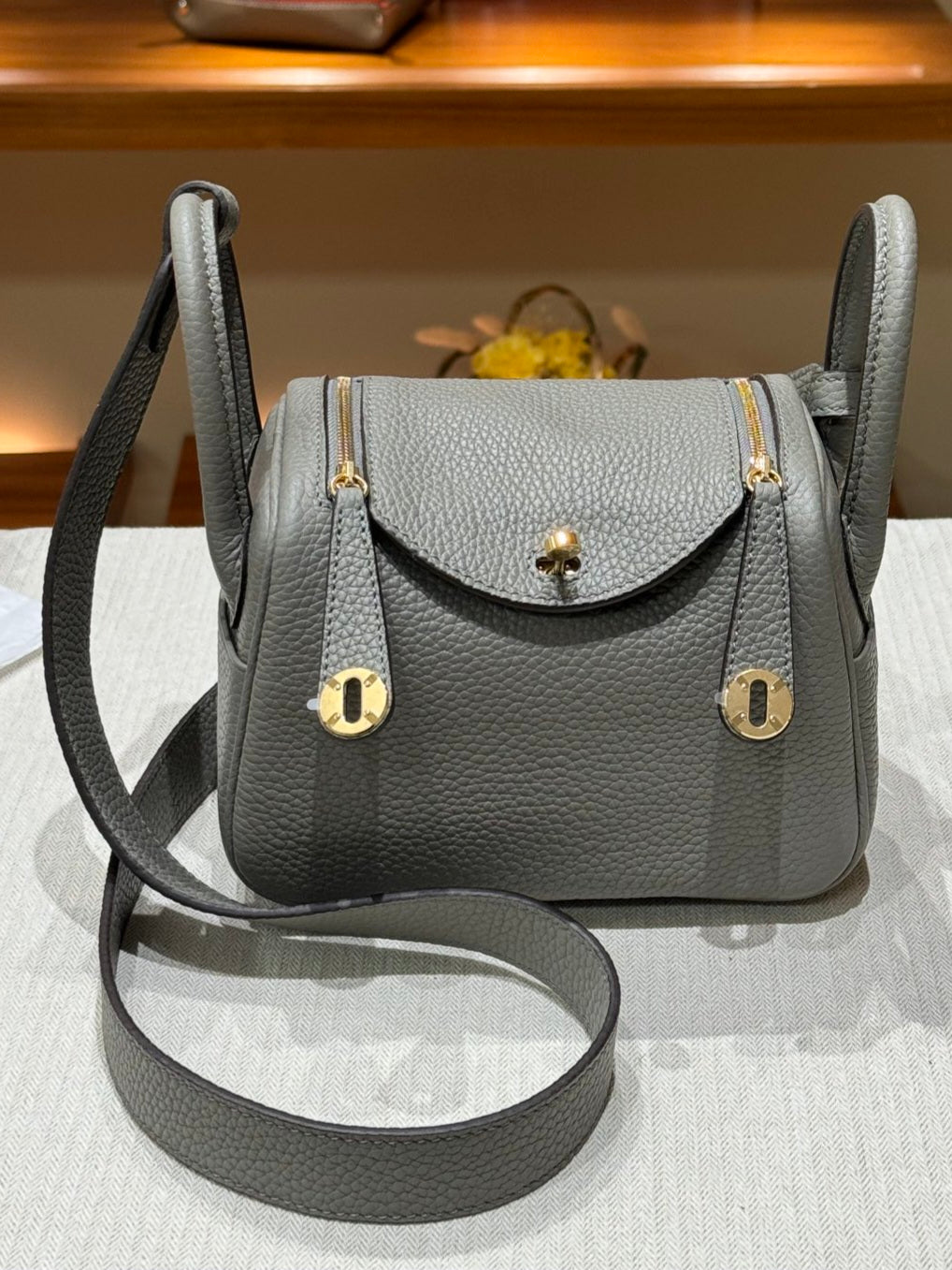 OLIVIA BAG 19 CM LONG STRAP - GRIS