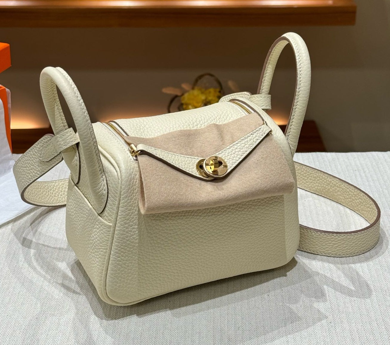 OLIVIA BAG 19 CM LONG STRAP - BETON
